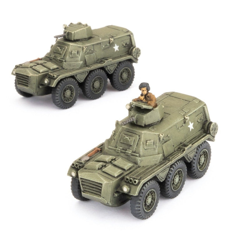 Saracen Armoured Personnel Carrier (x2)